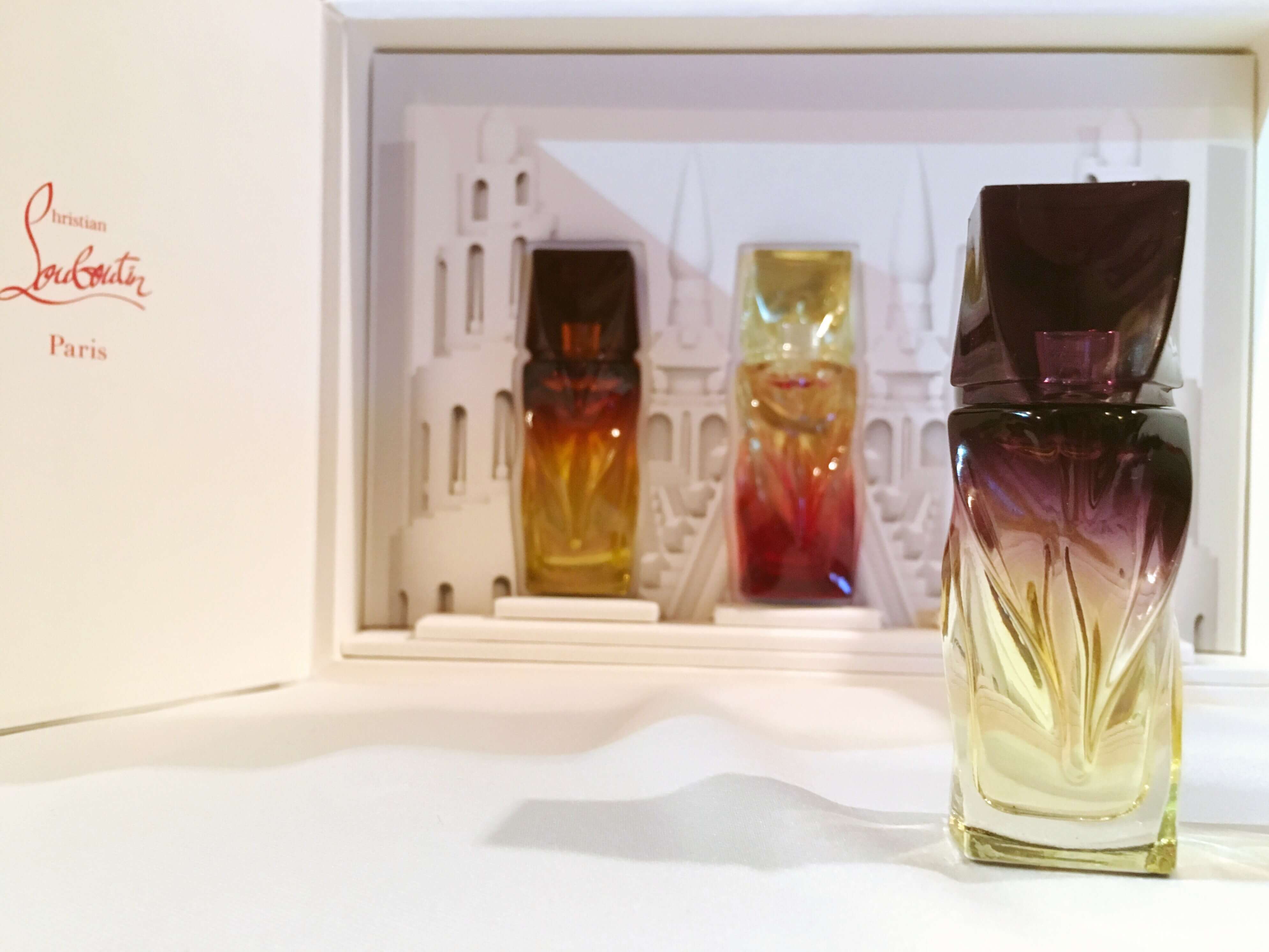 官能的な3つの香り♡気になっていたルブタンの香水、試してみました。 | ニュース体験.jp